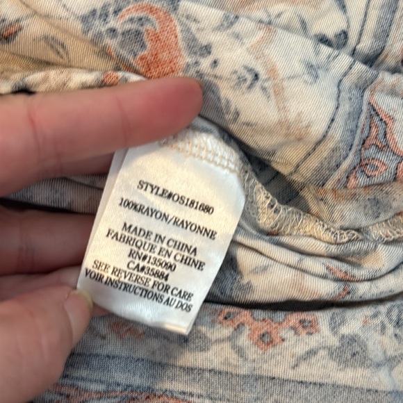 Others Follow - Patterned shorts - Picture 4 of 6